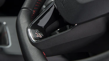 SEAT Ibiza FR 1.5 TSI Evo - steering wheel