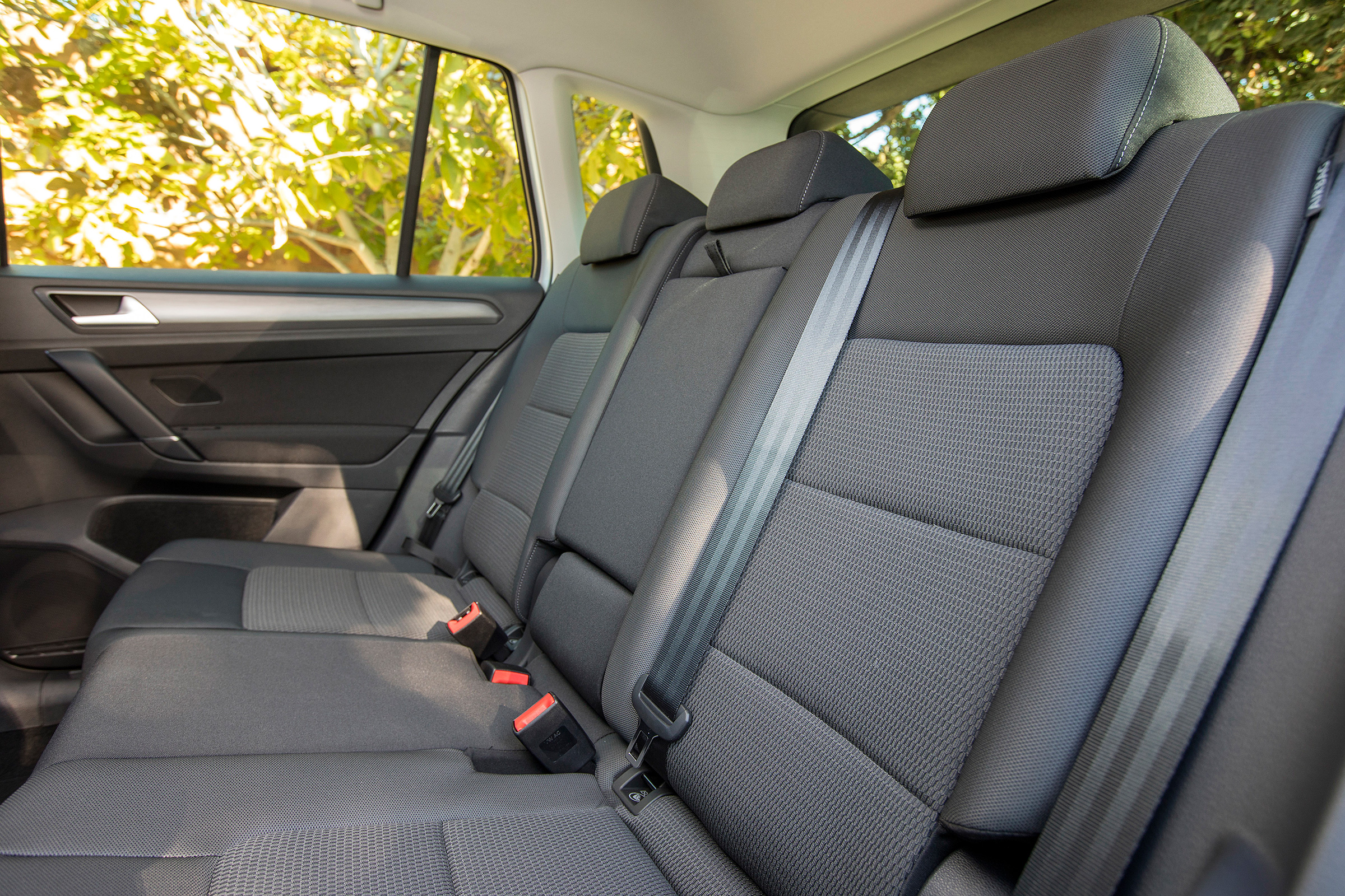 VW Golf SV - back seats