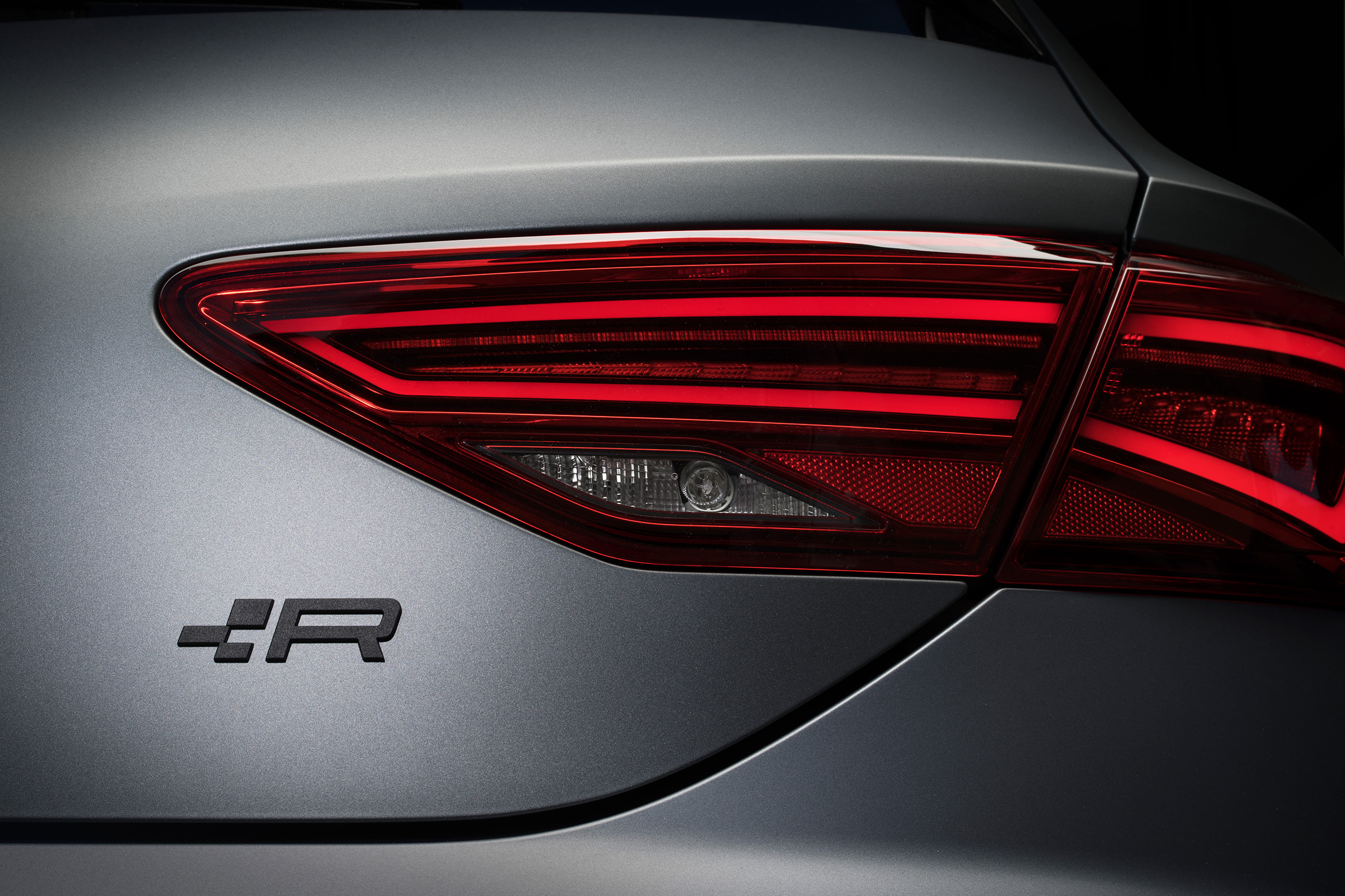 SEAT Leon Cupra R - taillight