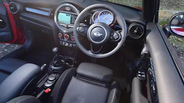 MINI Convertible - interior