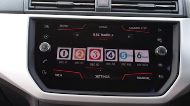 SEAT Arona - infotainment