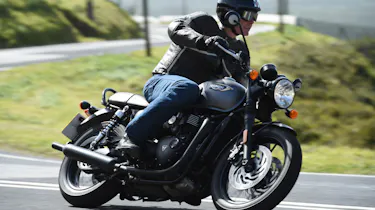 Triumph Bonneville T120 review - header