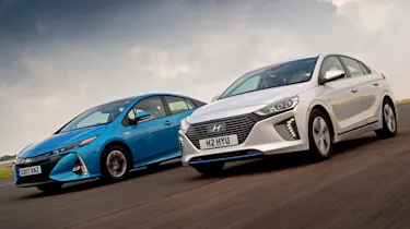 Hyundai Ioniq vs Toyota Prius - header