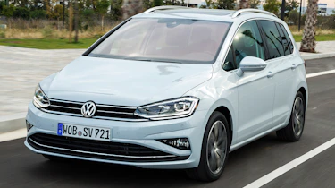 VW Golf SV - front
