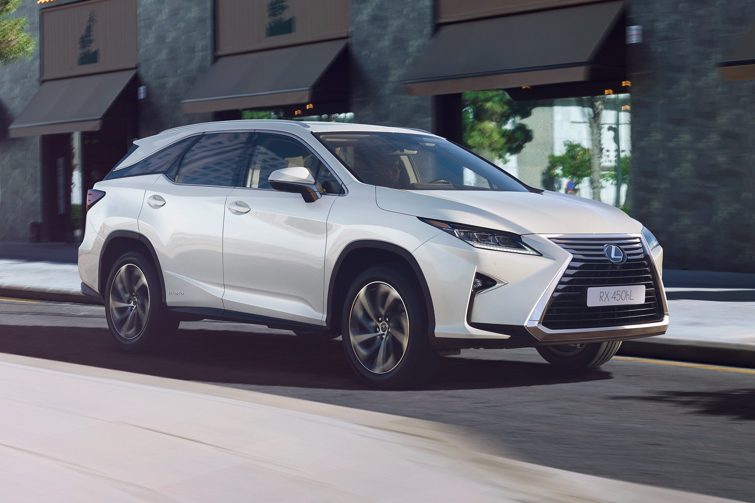 Lexus RX L - front