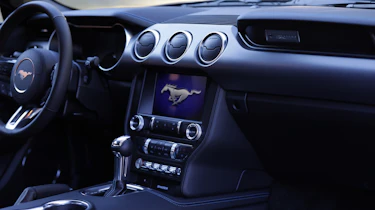 Ford Mustang - cabin