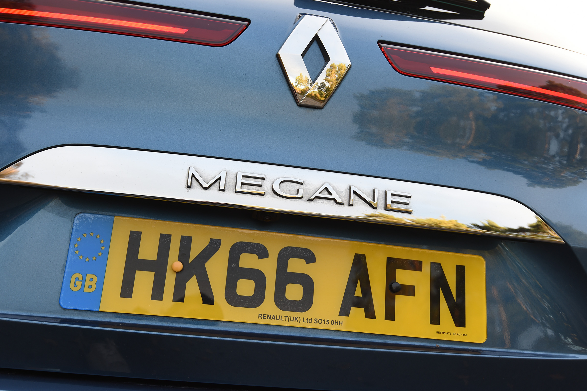 Renault Megane - boot