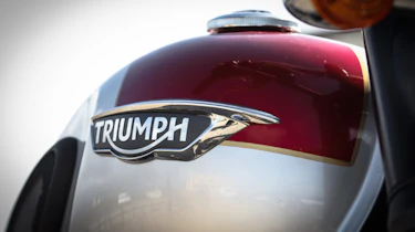 Triumph Bonneville T120 review - fuel tank