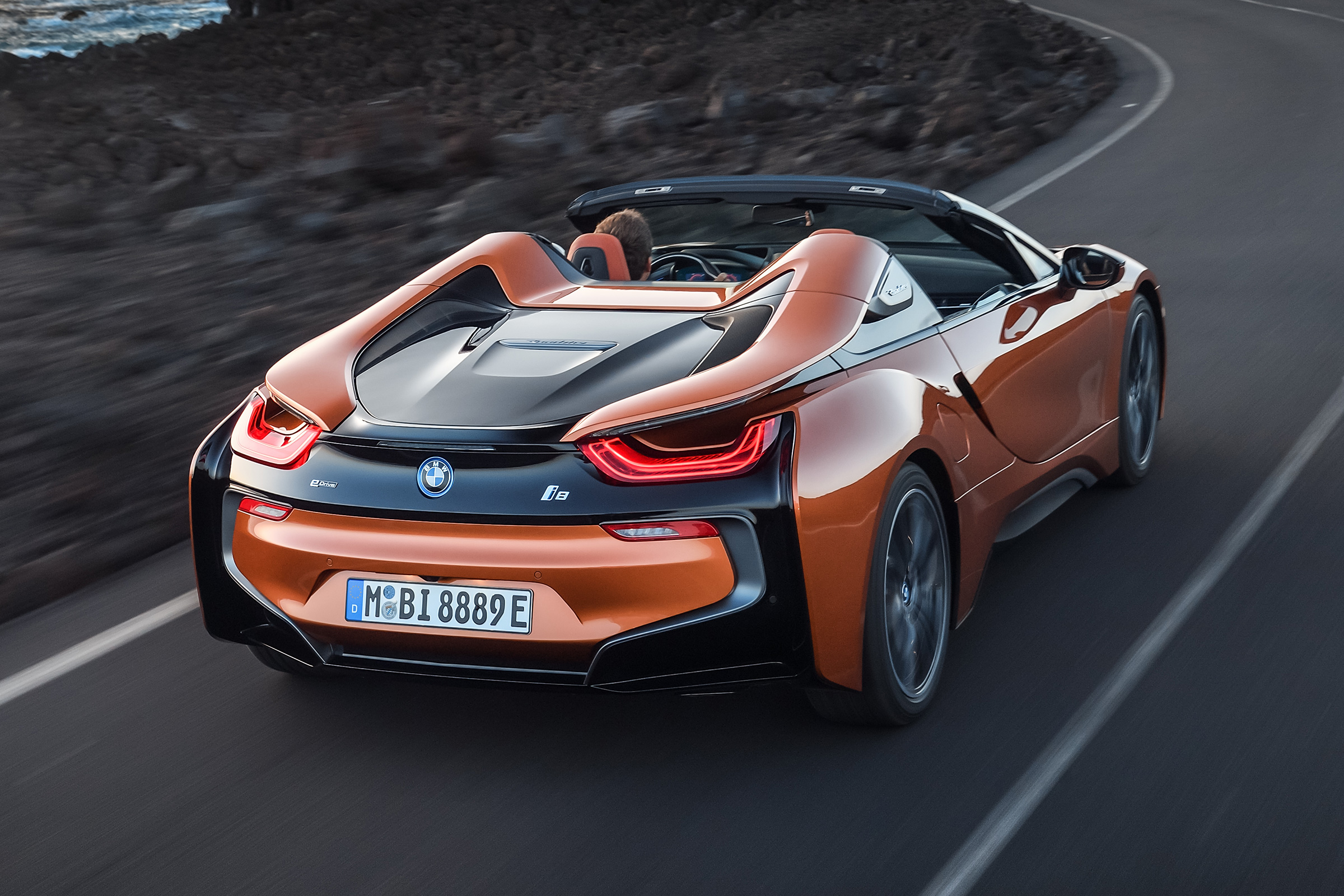 BMW i8 Roadster - rear