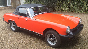 MG Midget 1500 - front