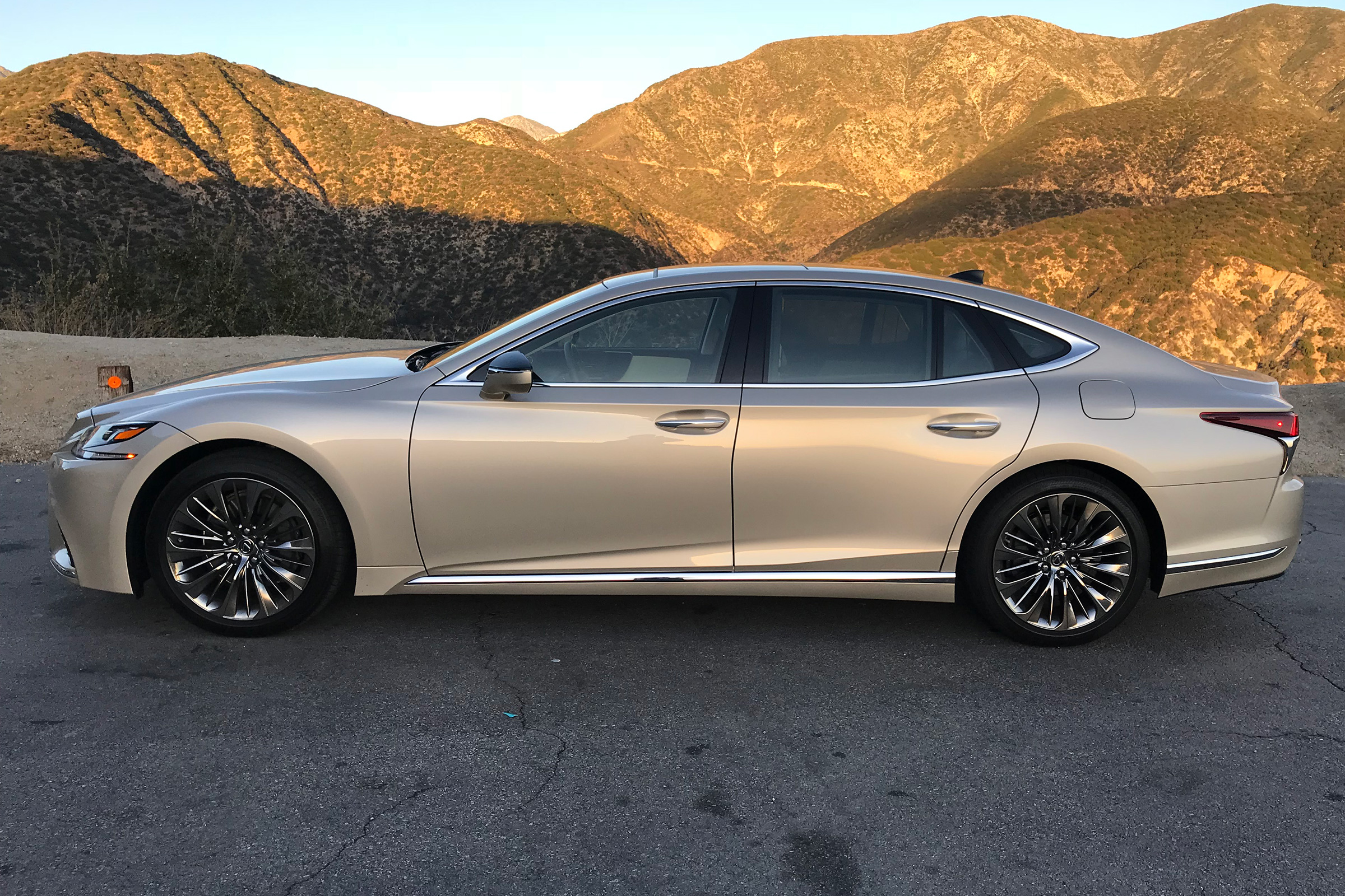 Lexus LS review - side