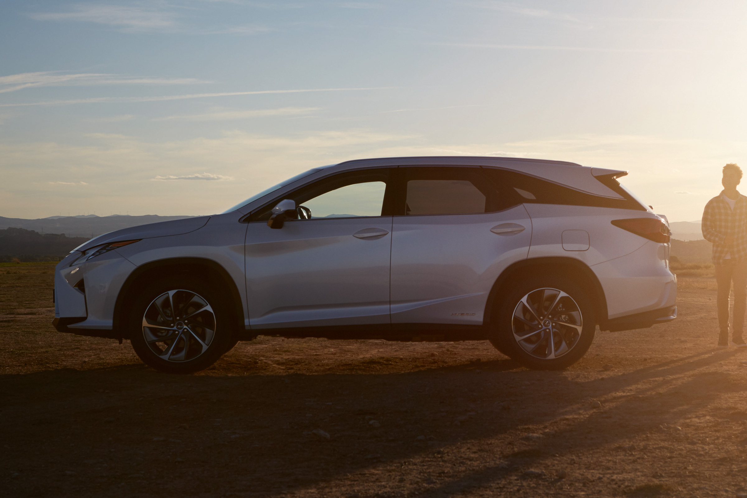 Lexus RX L - side