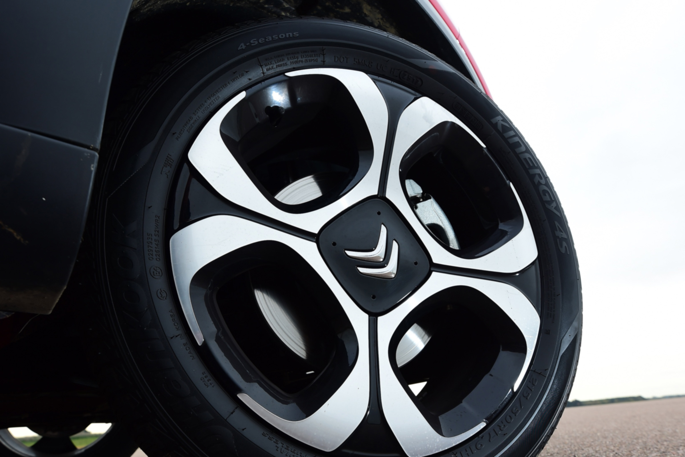 Citroen C3 Aircross - alloy wheel
