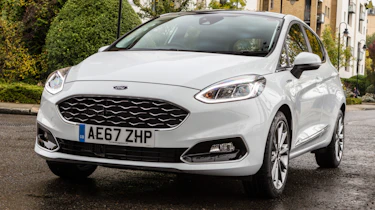 Ford Fiesta Vignale - front grille