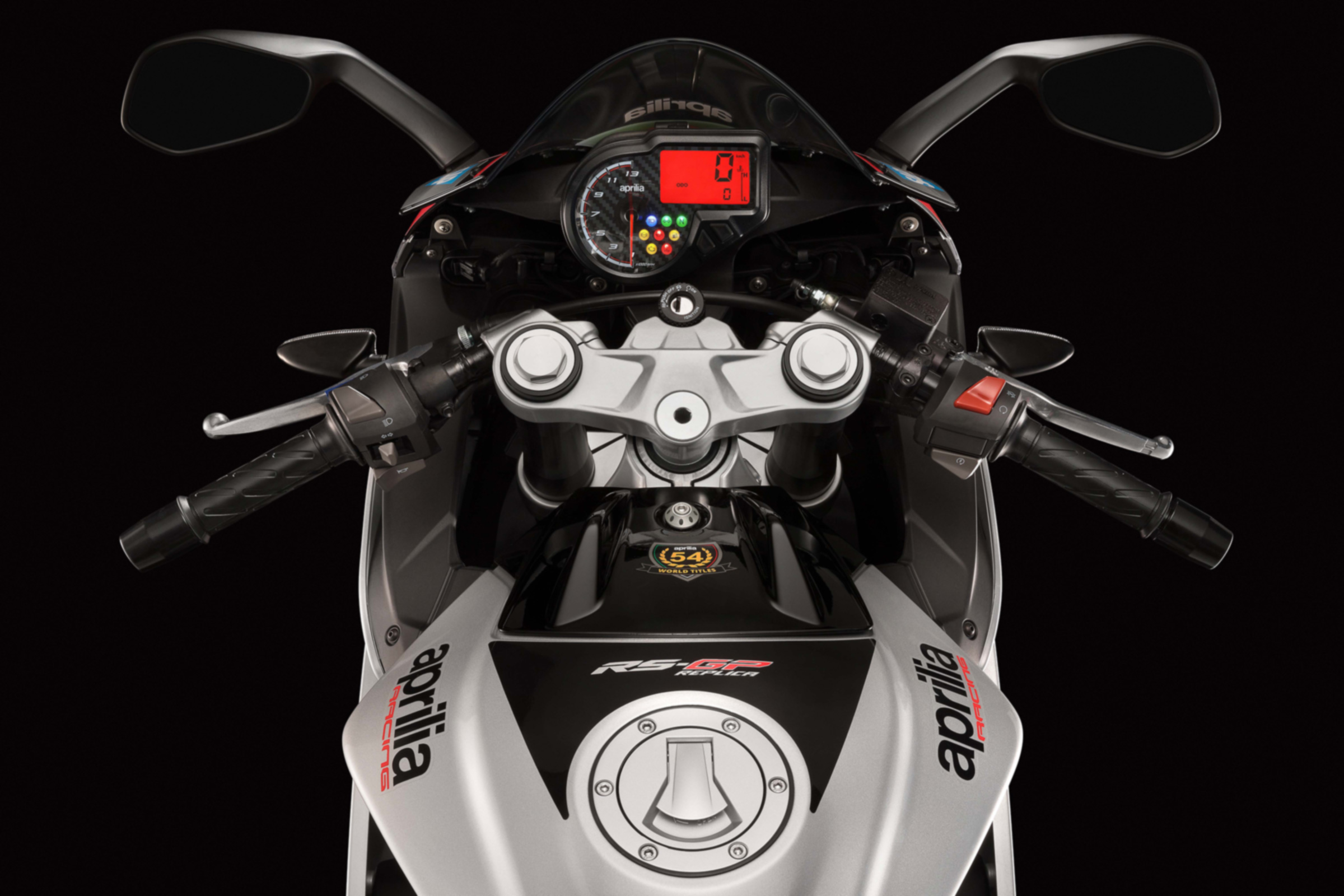 Aprilia RS 125 review - rider's seat