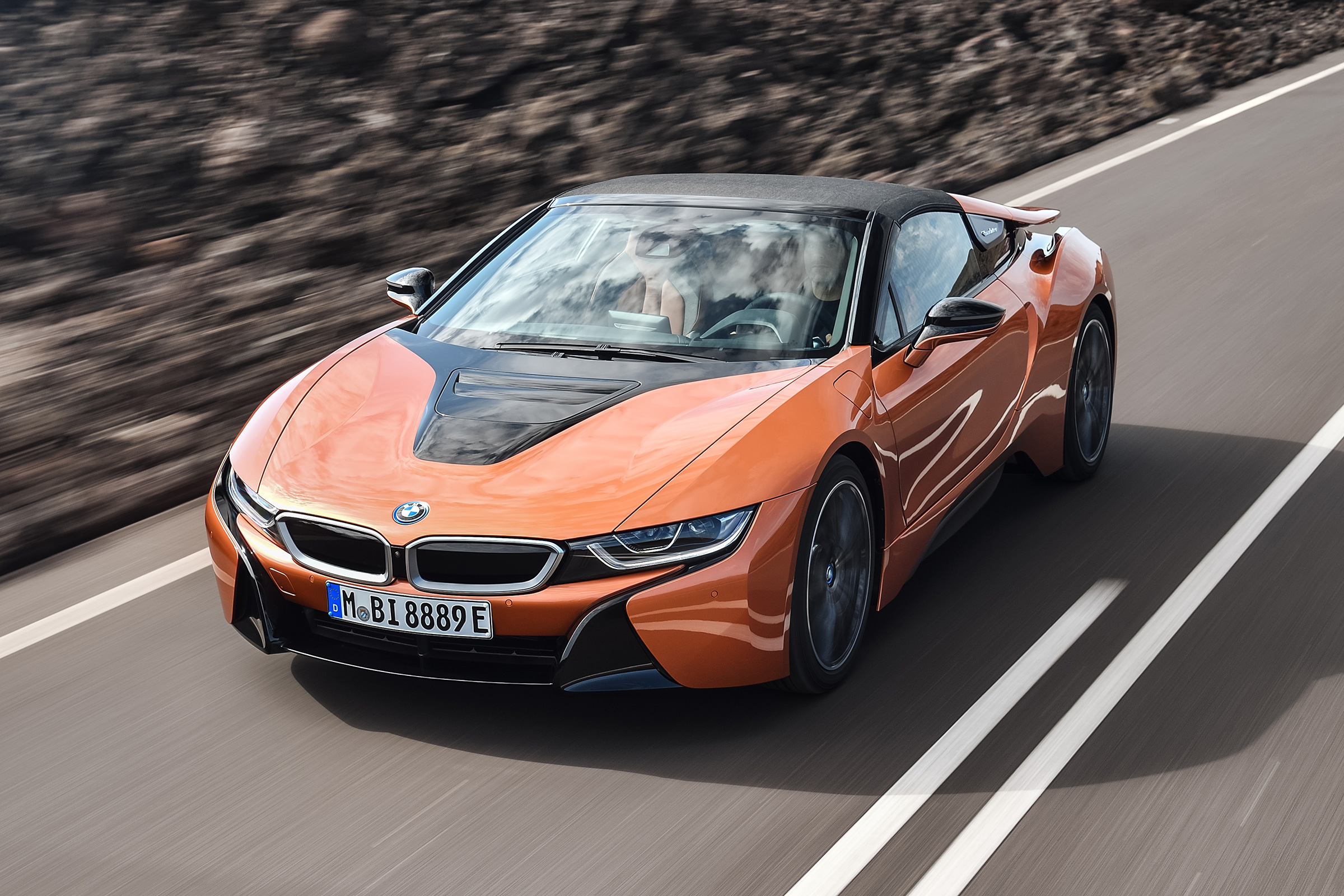 BMW i8 Roadster - front