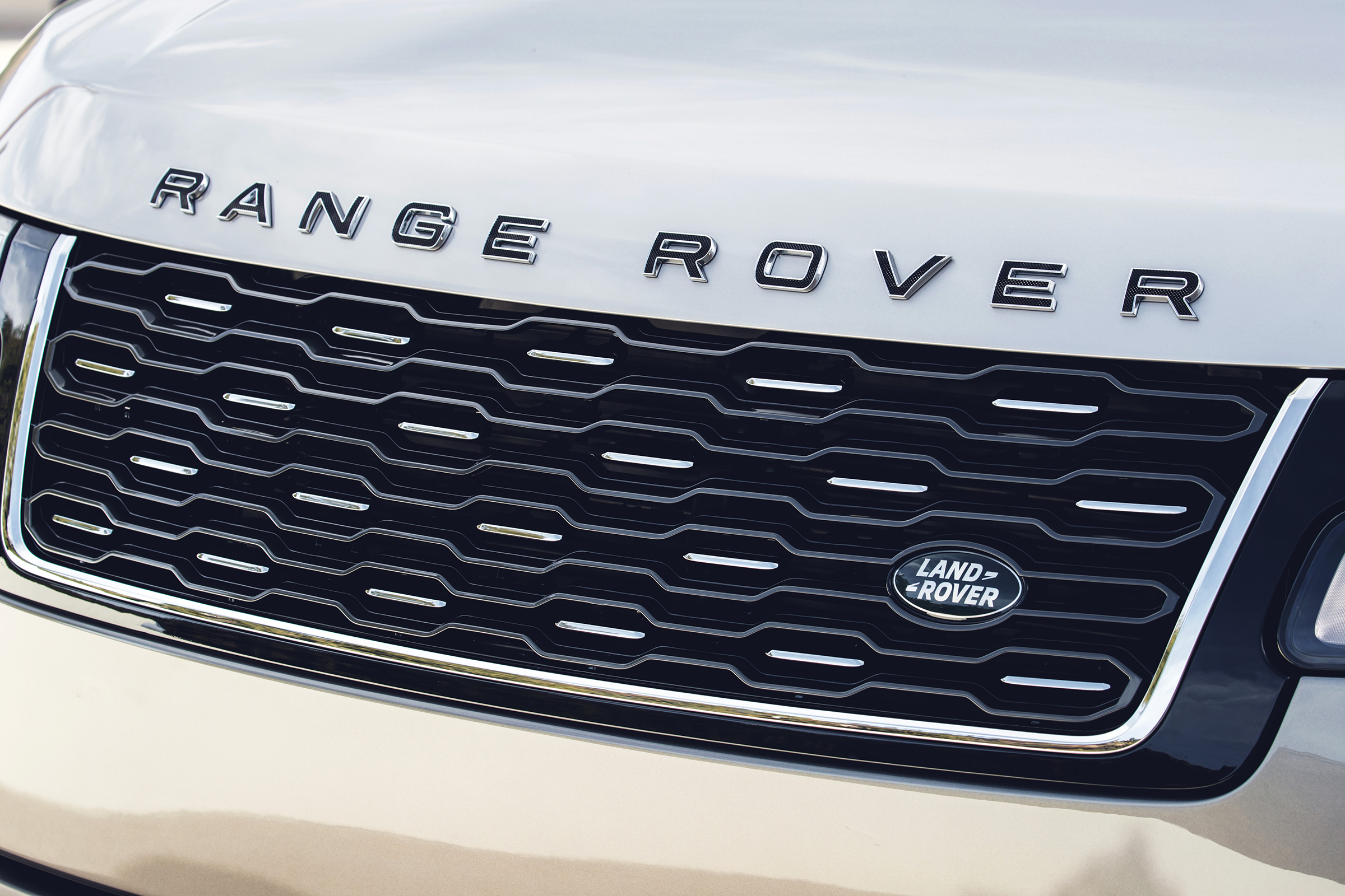 Range Rover SVAutobiography - grille