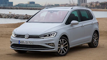 VW Golf SV - front