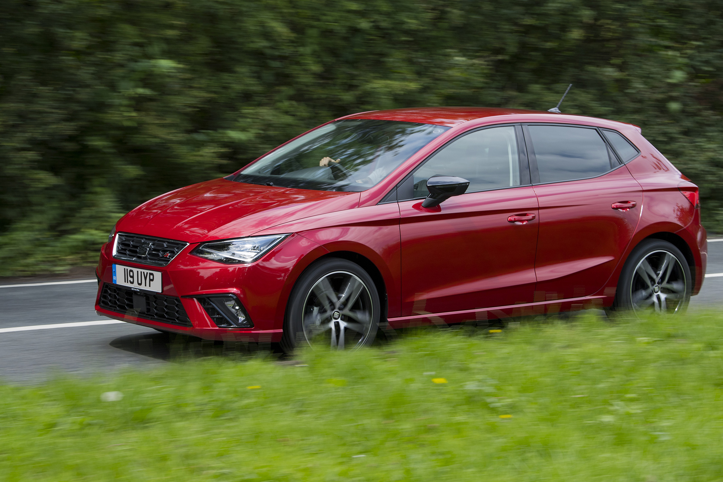 SEAT Ibiza FR 1.5 TSI Evo - side
