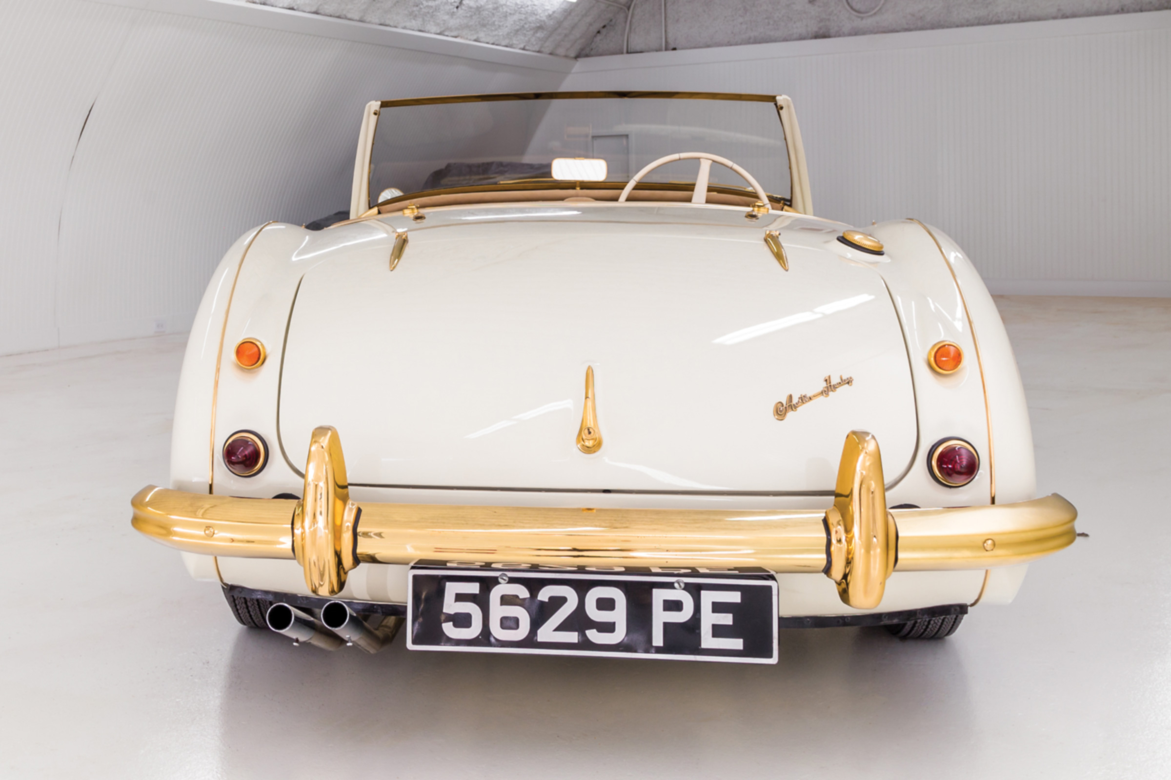 Austin Healey 100-Six - rear bumper
