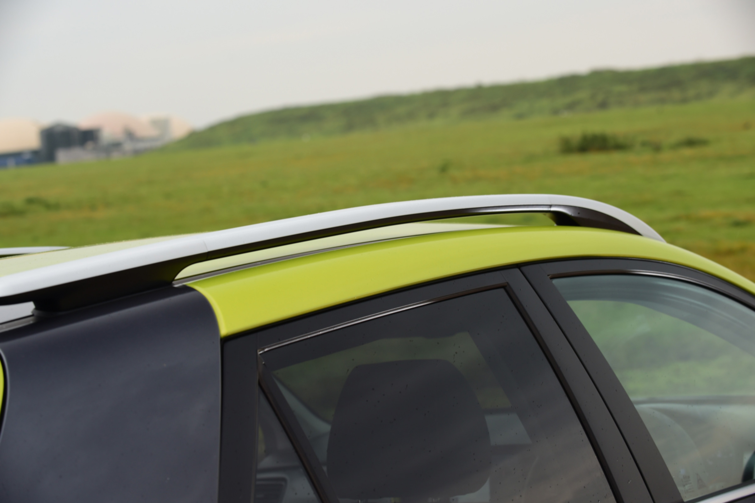 Kia Stonic - roof bars