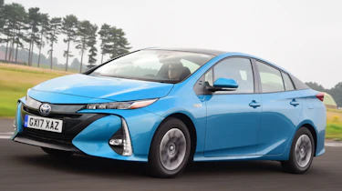 Toyota Prius - front