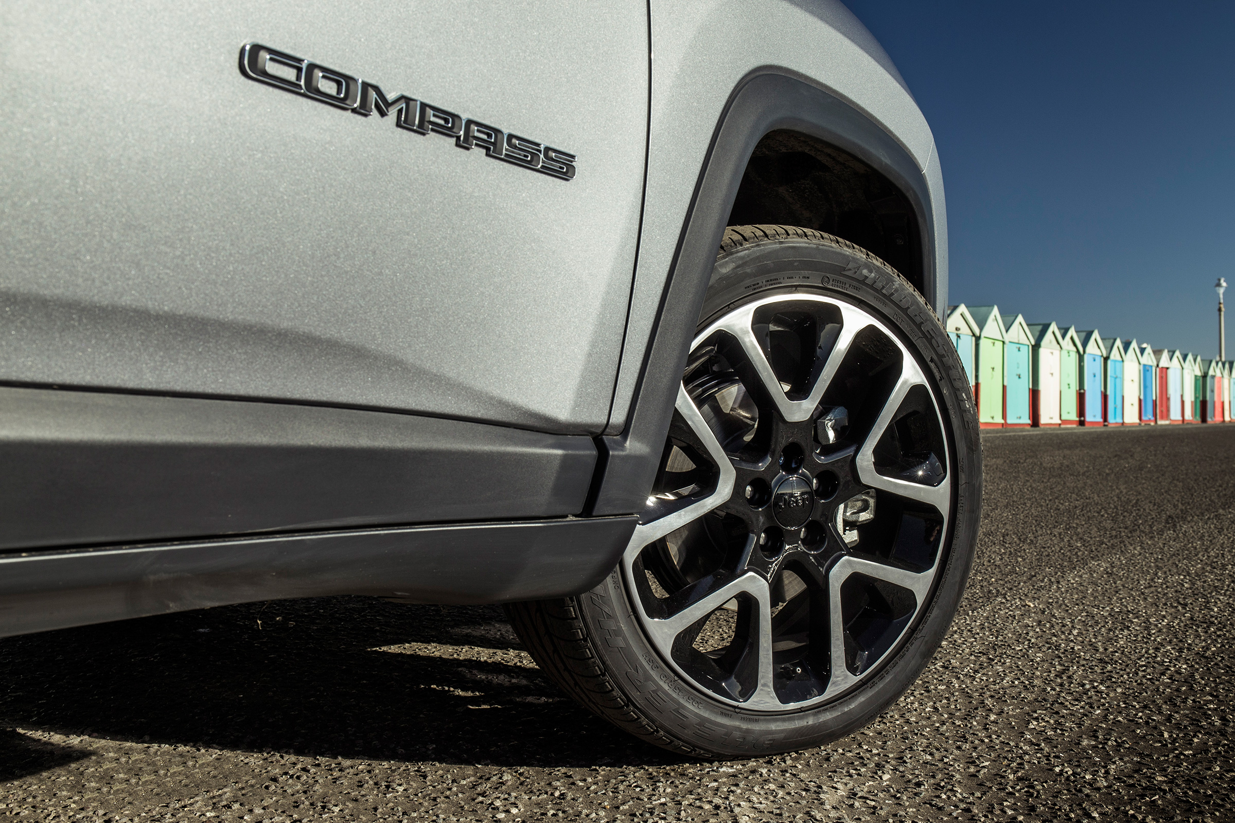 Jeep Compass - wheel