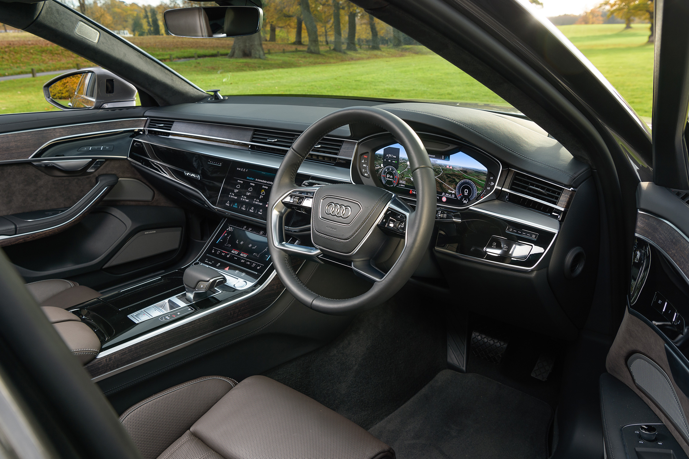 Audi A8 - interior