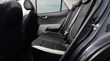 Kia Stonic - rear seats