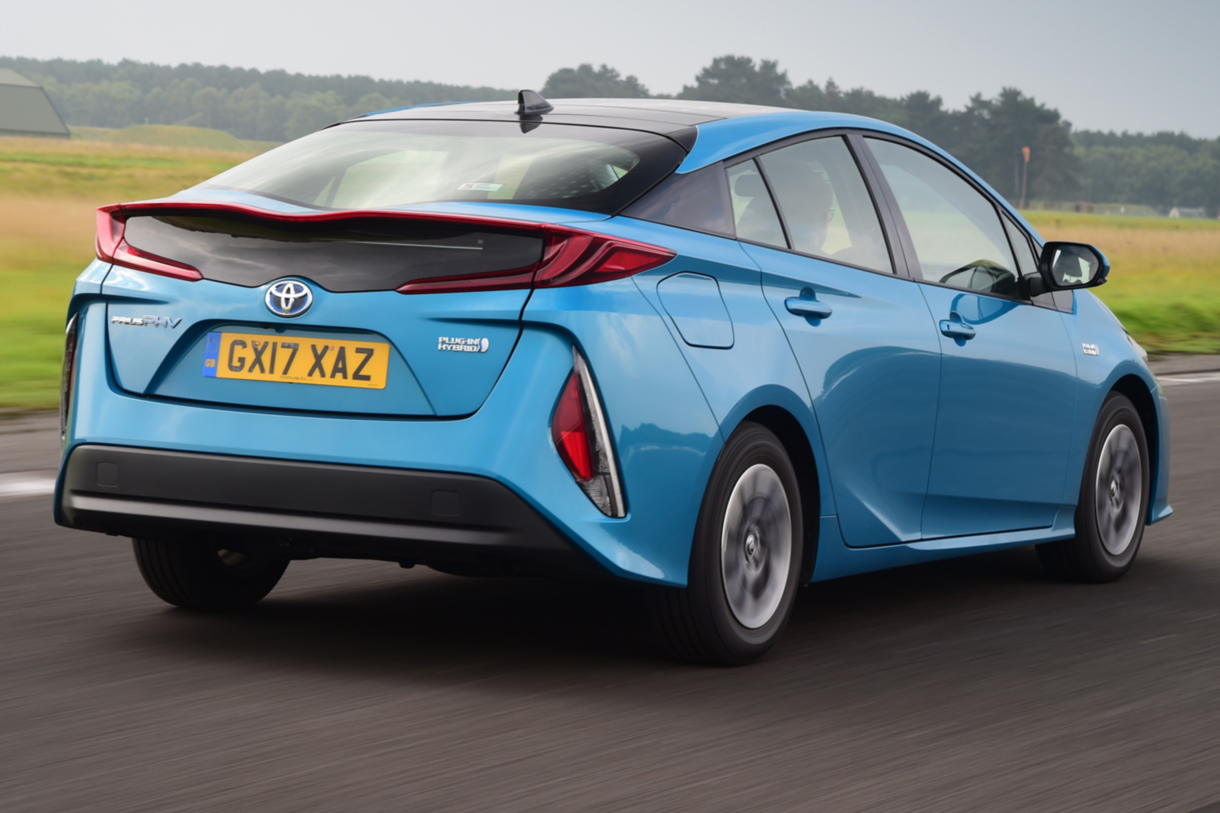 Hyundai Ioniq - rear