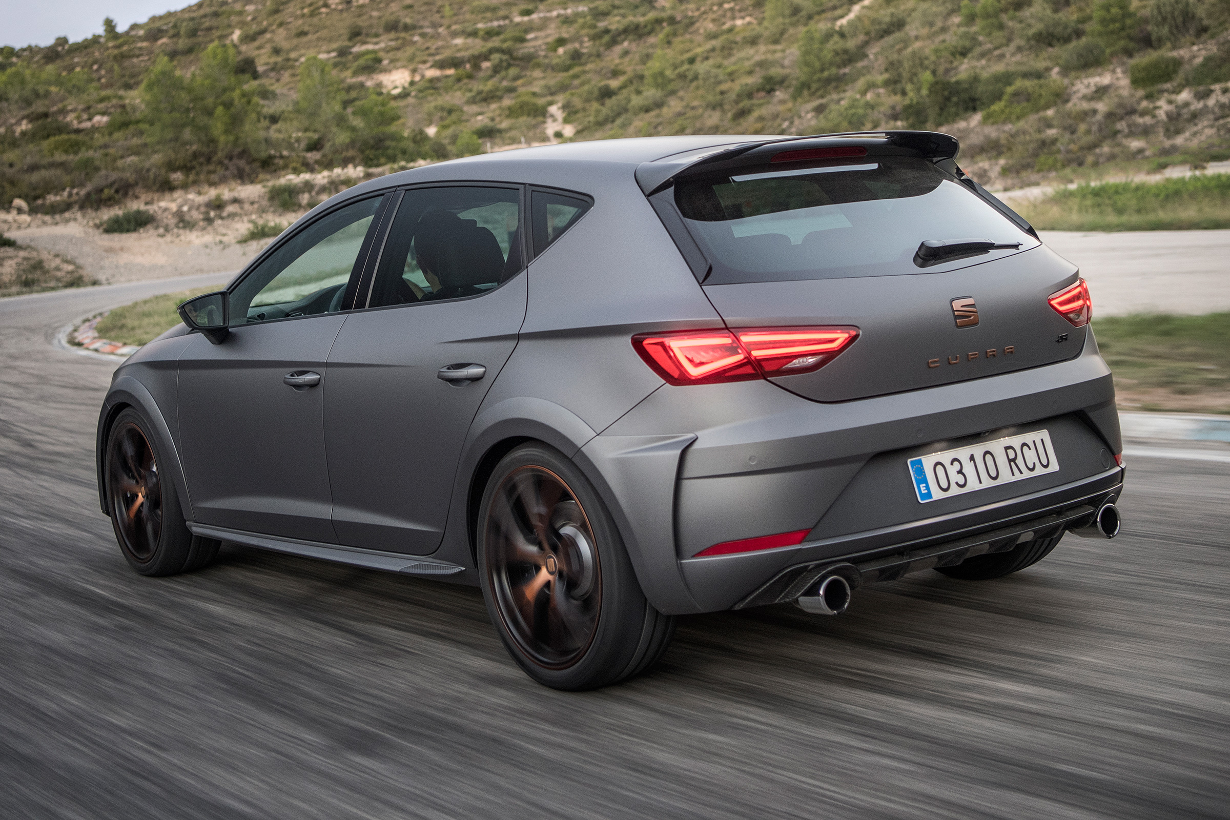 SEAT Leon Cupra R - rear