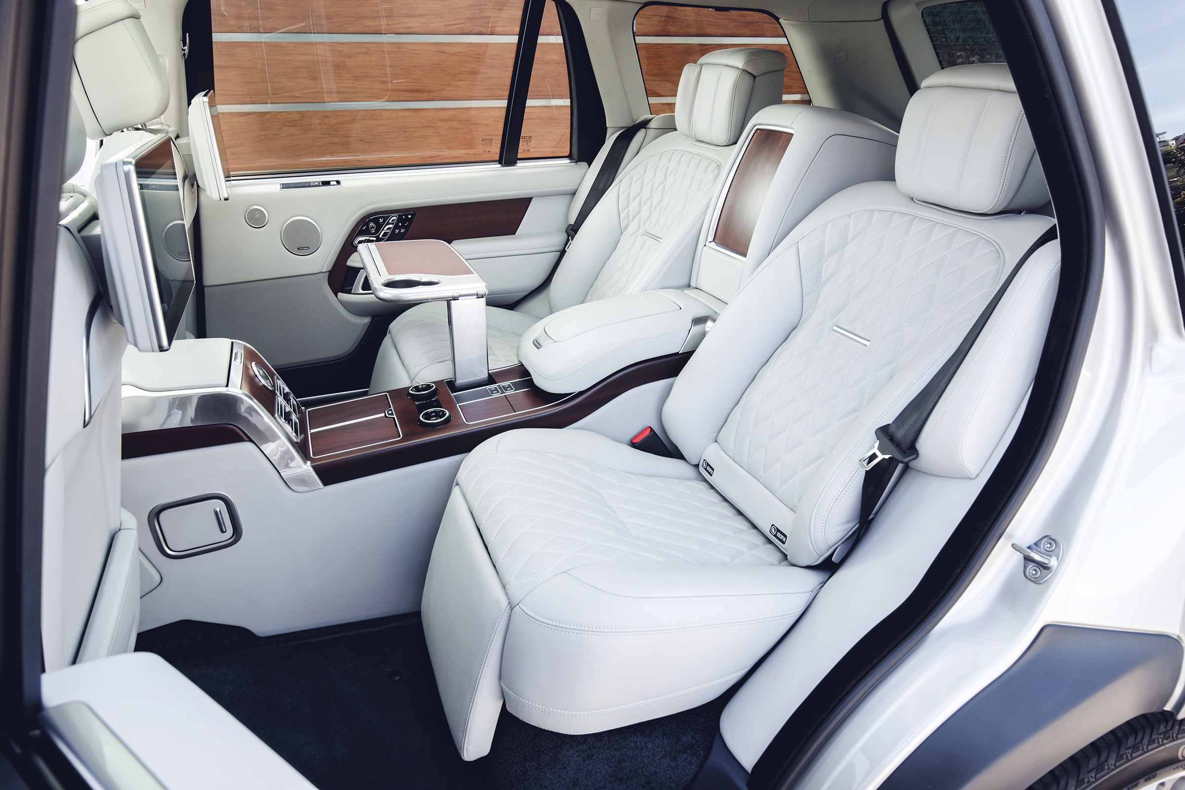 Range Rover SVAutobiography - interior