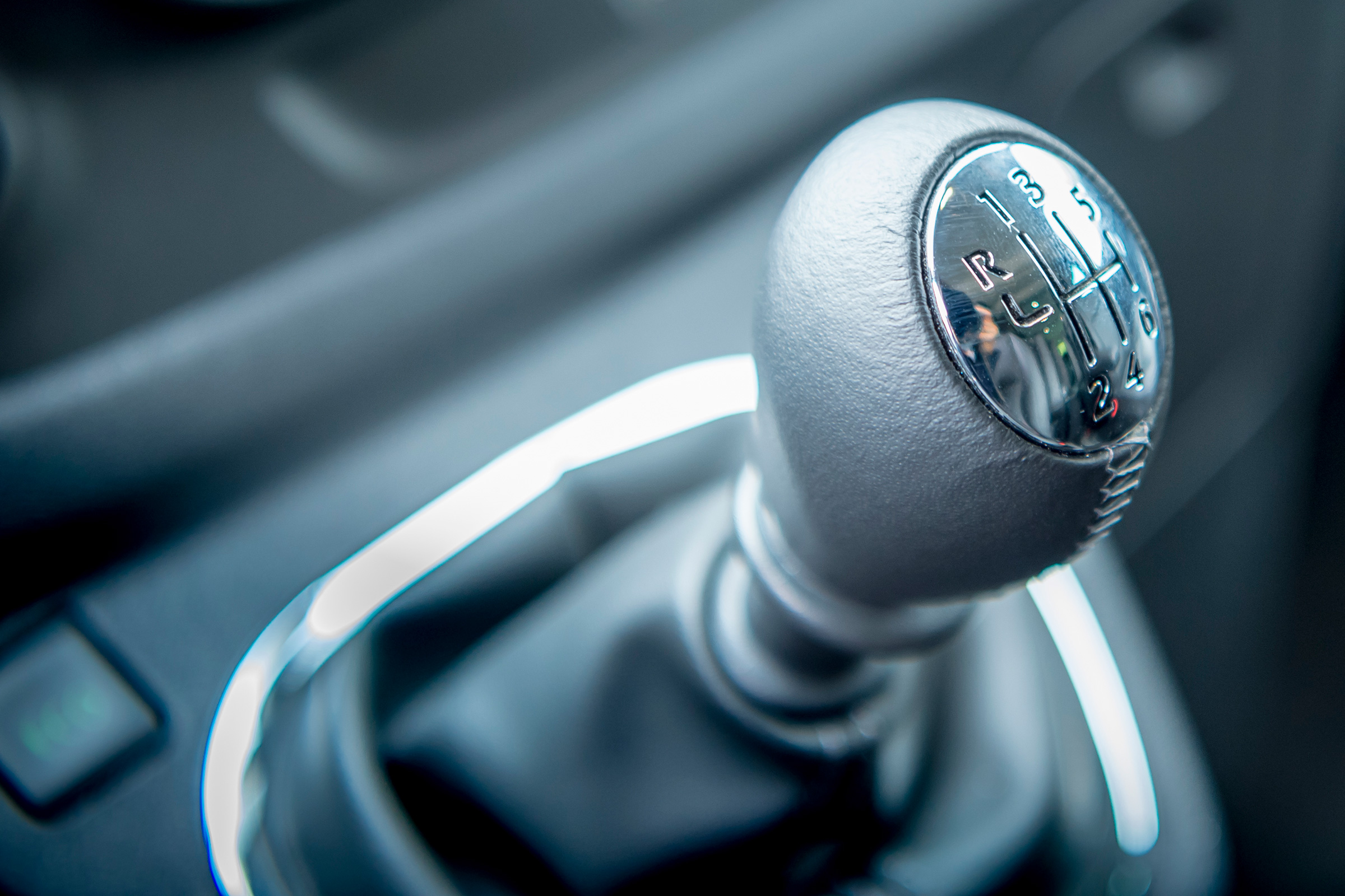 Renault Trafic SpaceClass - gear lever