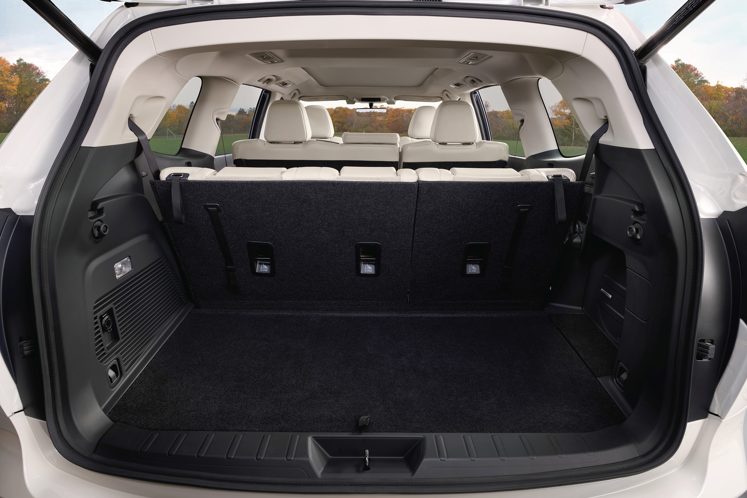 Subaru Ascent - boot