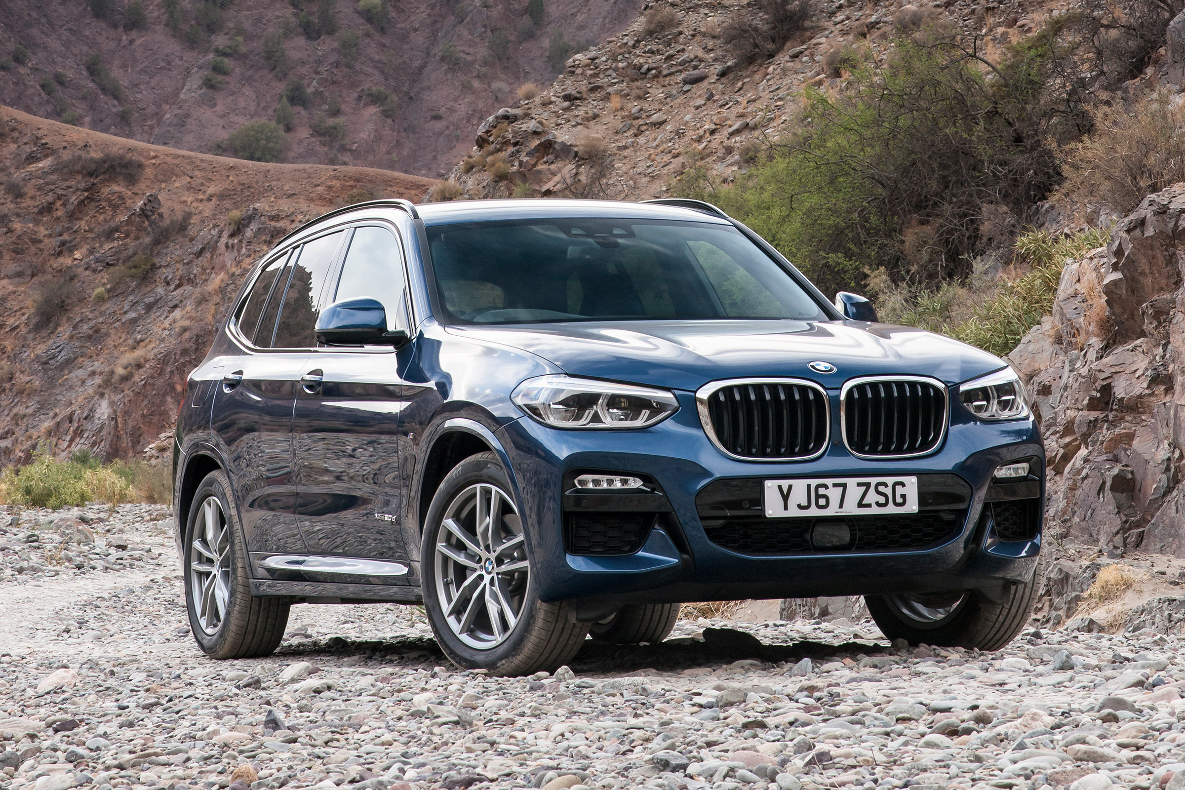 BMW X3 - front static