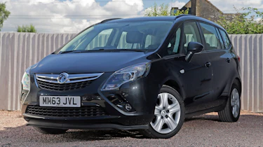 Used Vauxhall Zafira Tourer - front