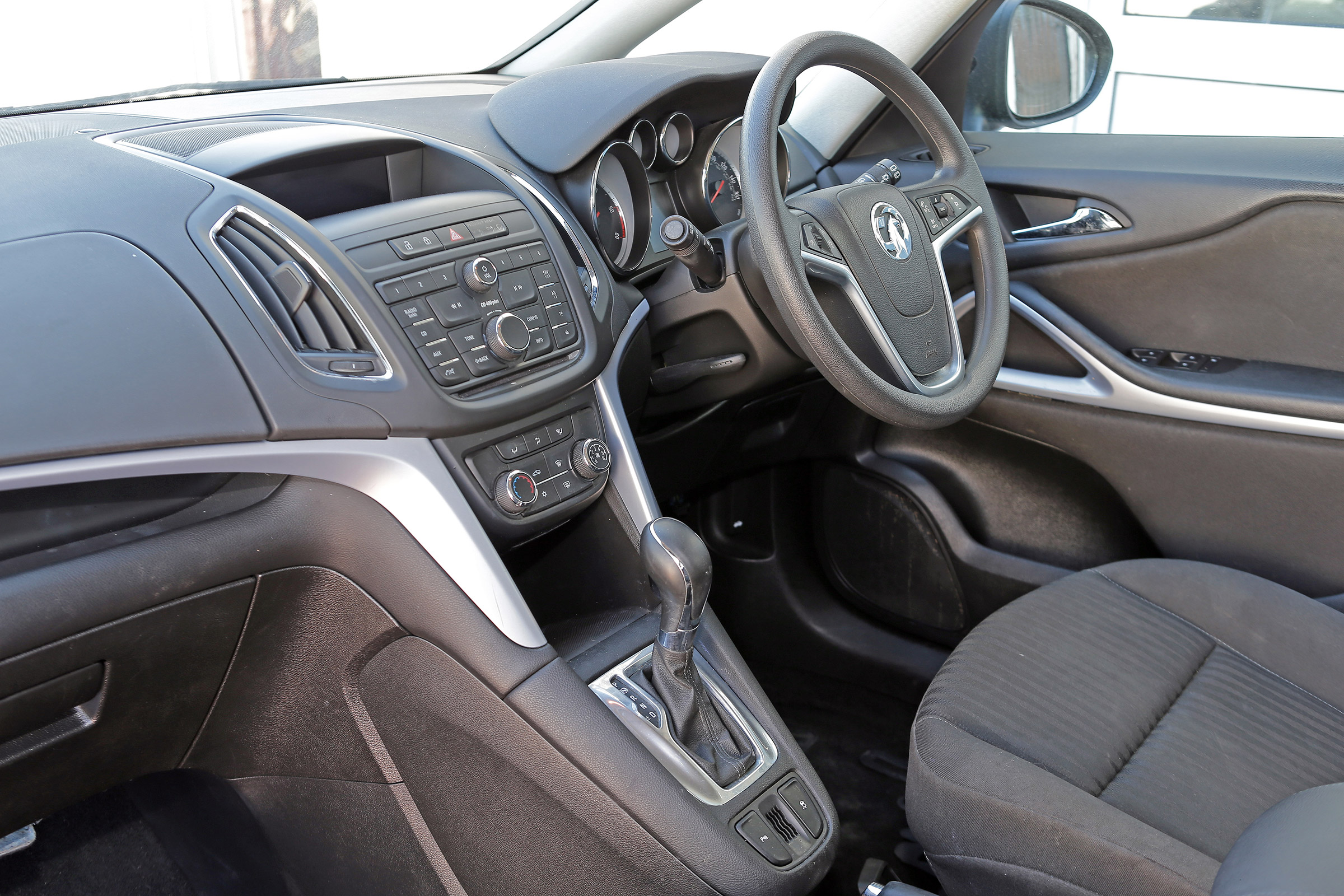Used Vauxhall Zafira Tourer - dash