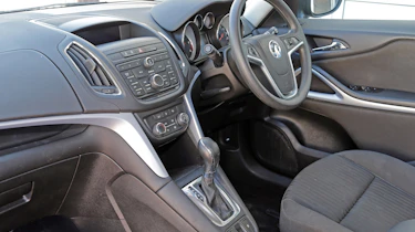 Used Vauxhall Zafira Tourer - dash