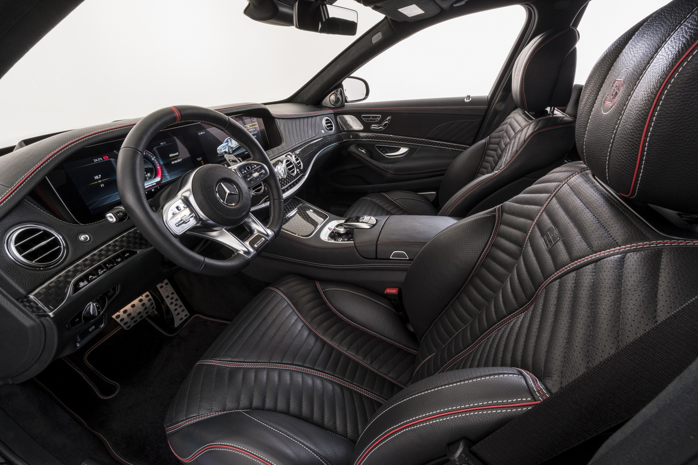 Brabus 700 front interior