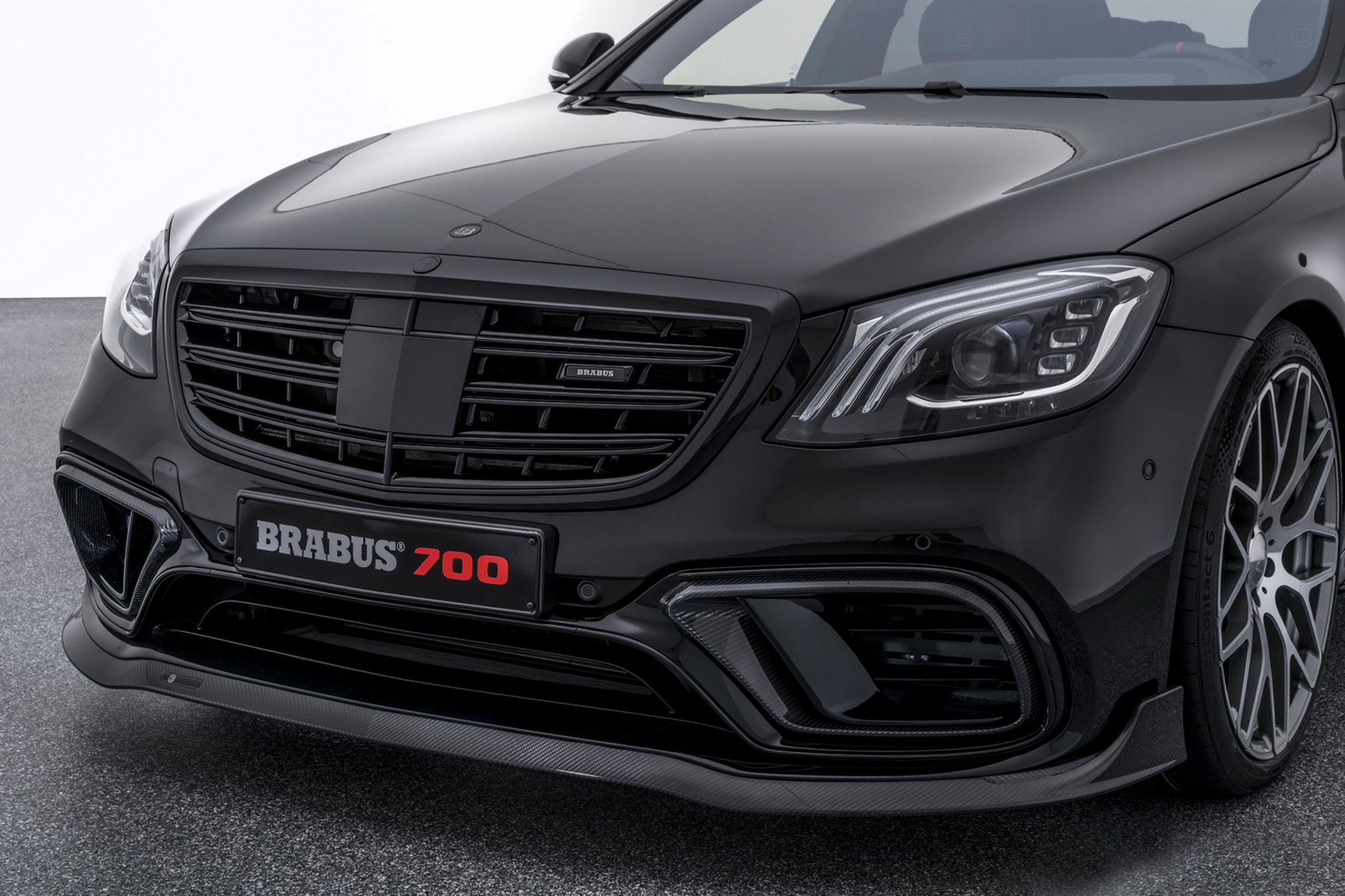 Brabus 700 nose