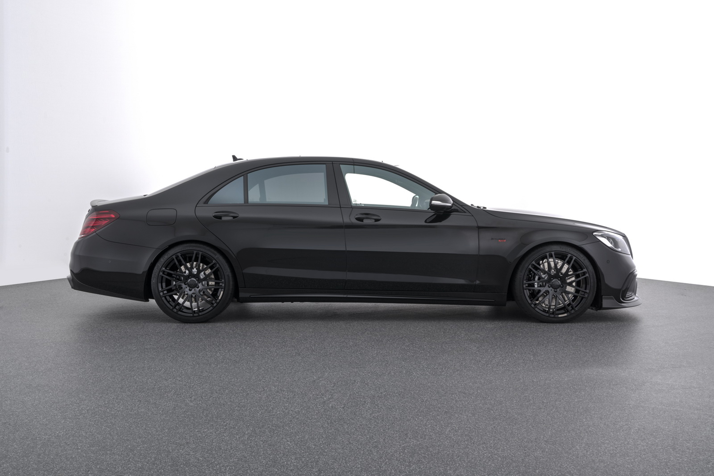 Brabus 700 side right