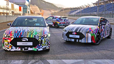 Hyundai Veloster - group