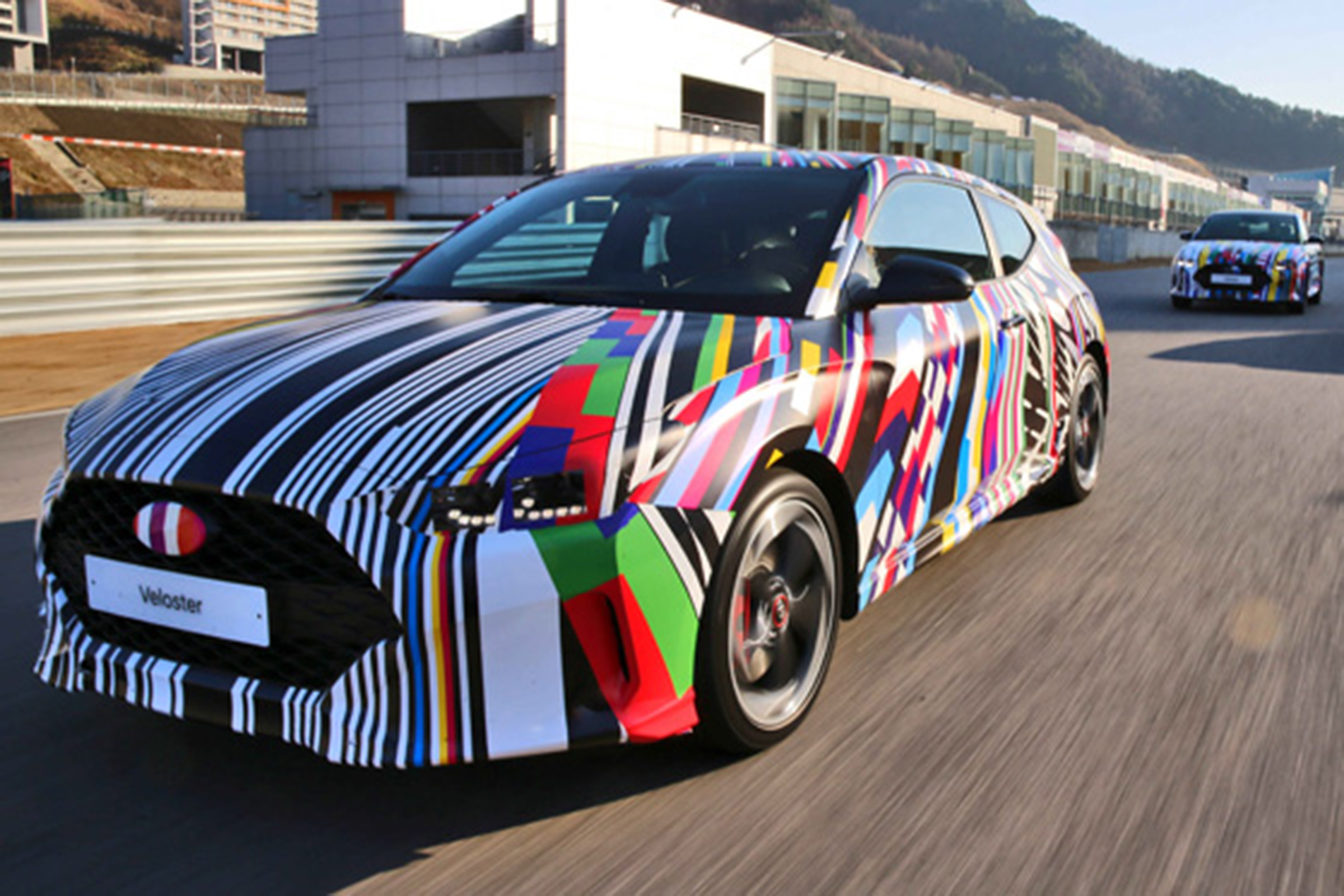 Hyundai Veloster - front
