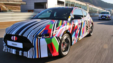Hyundai Veloster - front