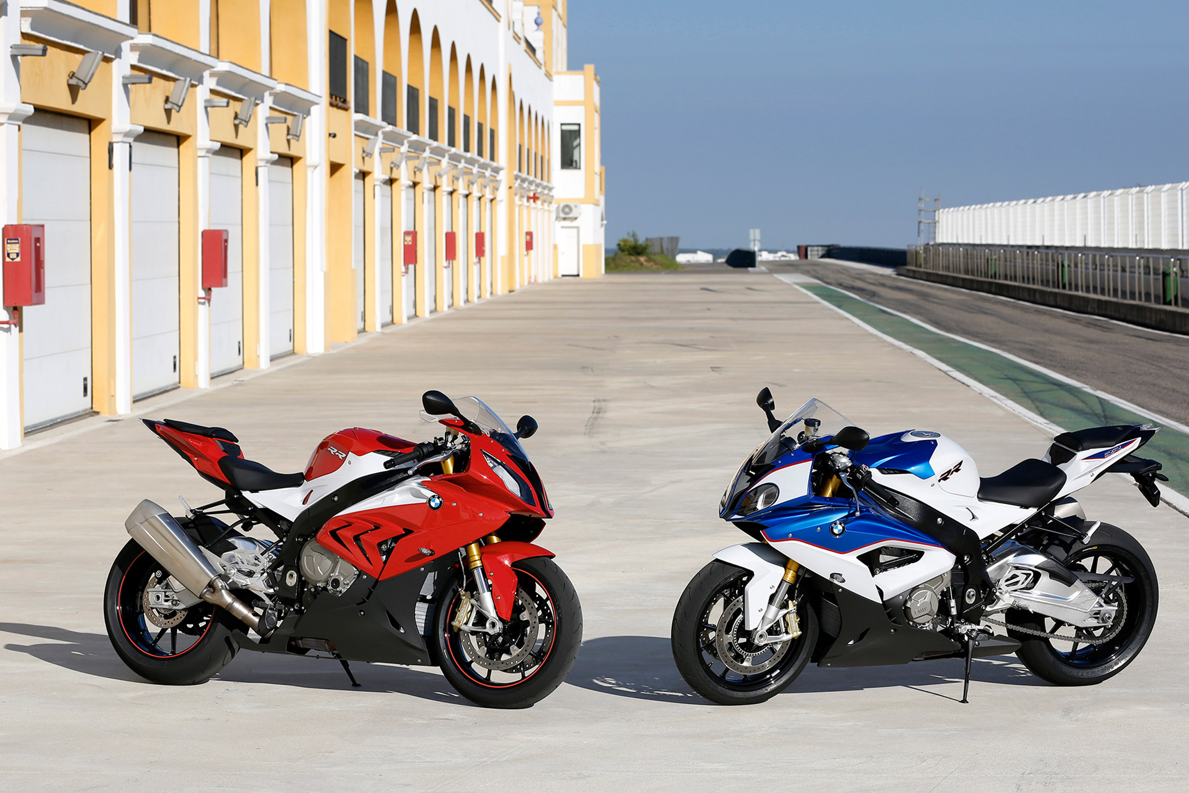 BMW S1000RR Sport static