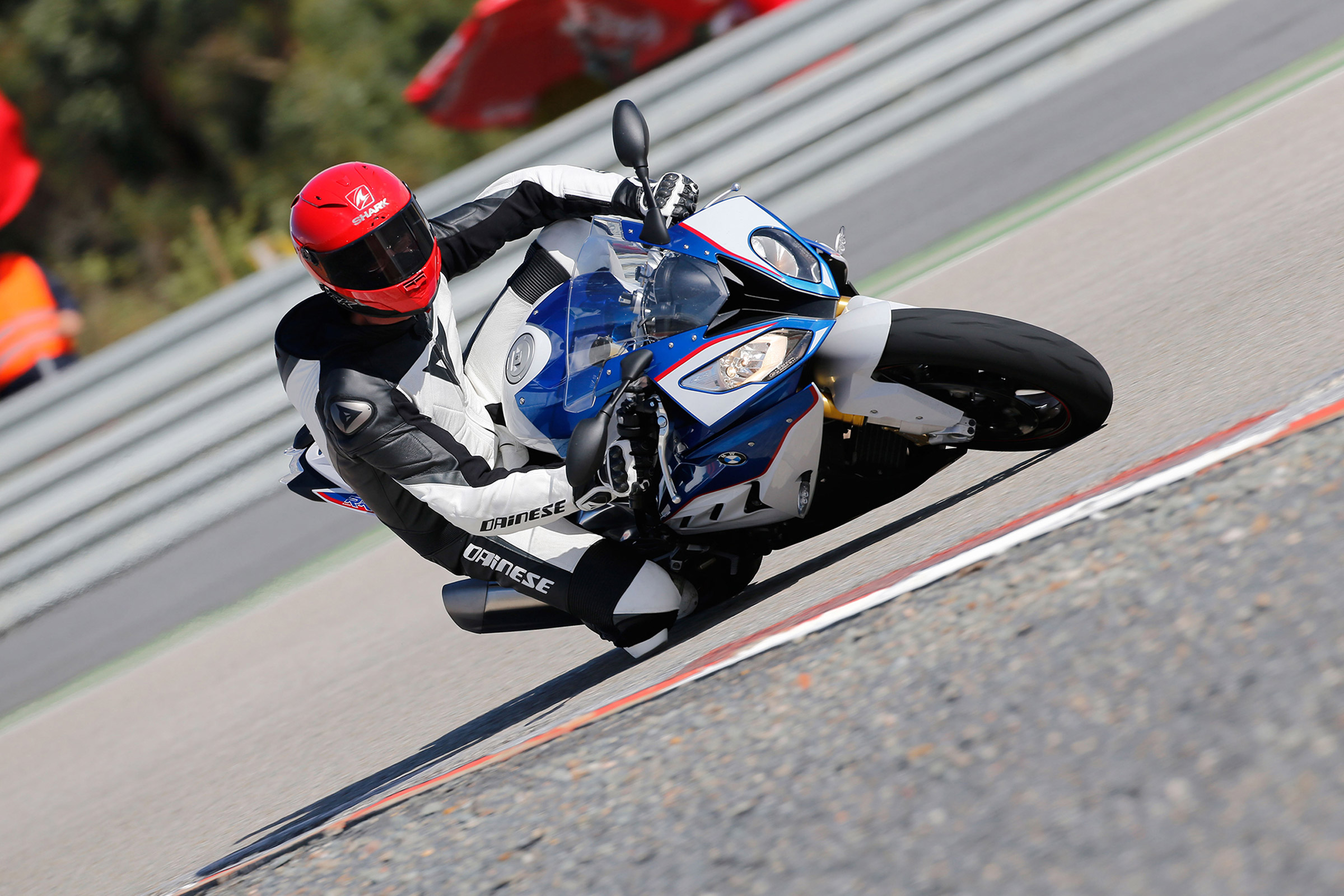 BMW S1000RR Sport track