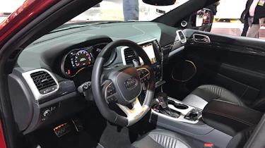 Jeep Grand Cherokee Trackhawk LA interior