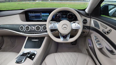 Mercedes S-Class - dash