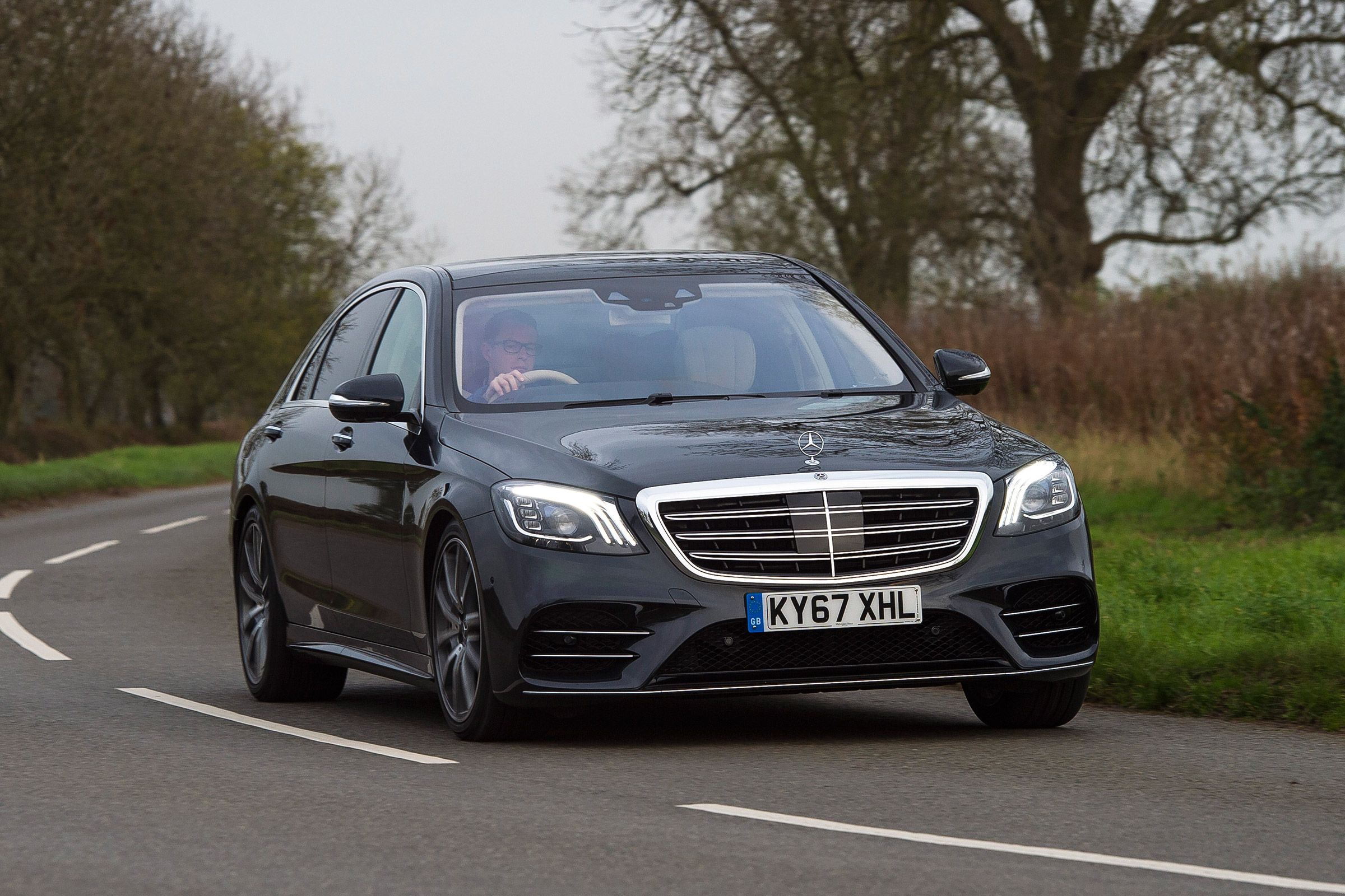 Mercedes S-Class - front cornering