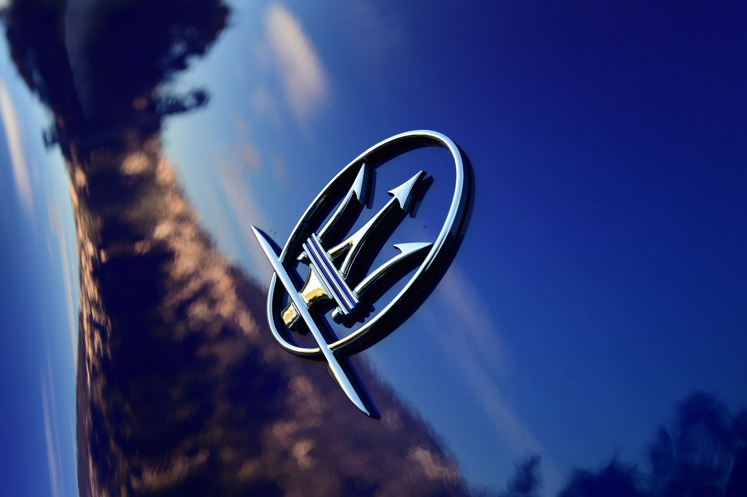 Maserati Ghibli facelift - Maserati badge